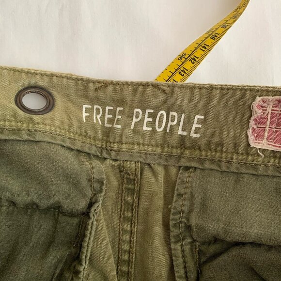 Free People Army Utility Long Cargo Shorts Women's Size 28 Olive Green - Picture 10 of 11